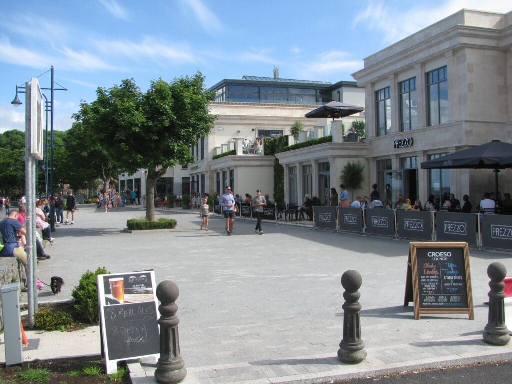 Oyster Wharf, Tivoli Square, in 2017. Photo: Janet Probert