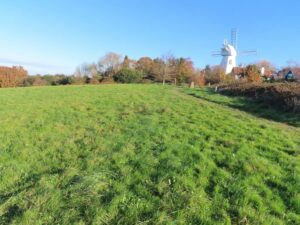 Kingsmead green, Battle, East Sussex